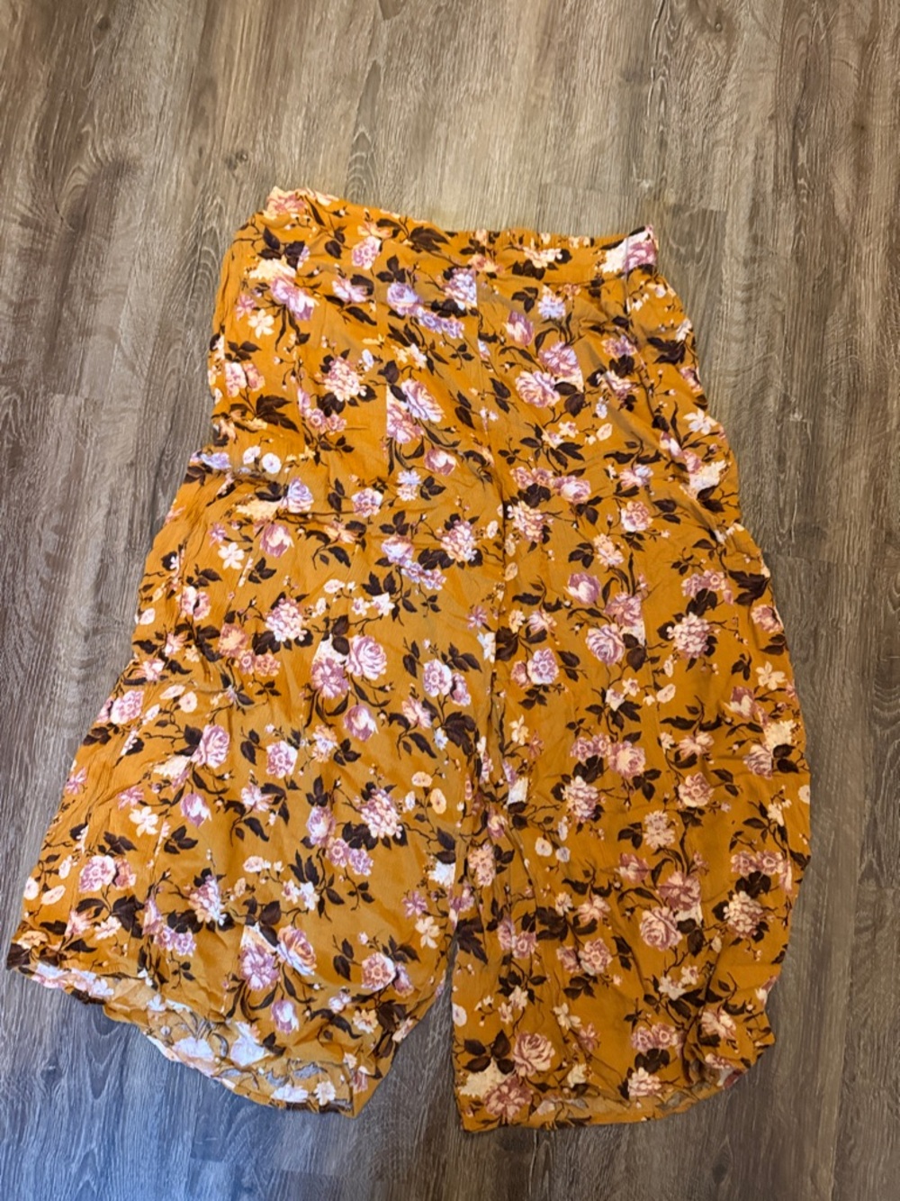 American Eagle Outfitters Mustard Floral Cropped Wide-Leg Pants